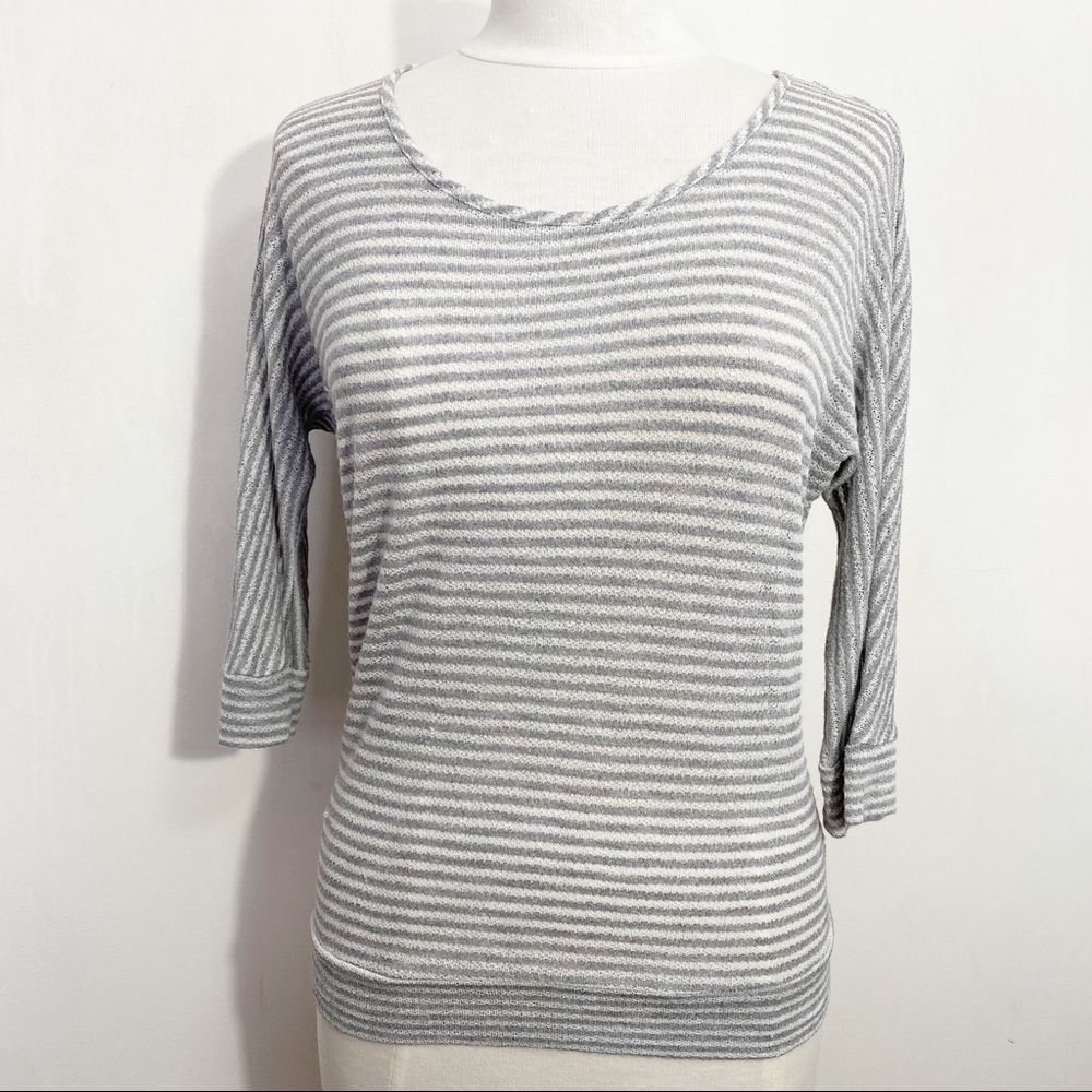 NO BOUNDARIES sheer stripe sweater top crochet in back. 11/13 Large Jr